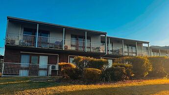 Mountain Creek Motel