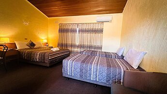 Mountain Creek Motel