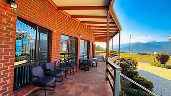 Mountain Creek Motel