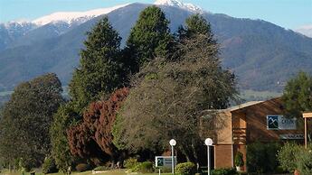 Mountain Creek Motel