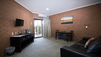 Ashleigh Court Motor Inn