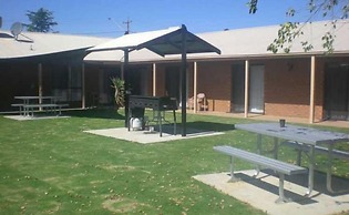 Ashleigh Court Motor Inn