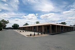 Ashleigh Court Motor Inn