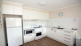 Ashleigh Court Motor Inn