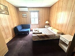 Carinya Village Jindabyne