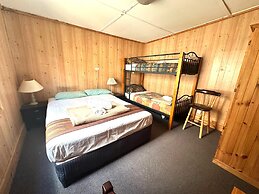 Carinya Village Jindabyne