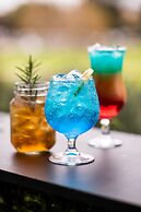 Sfera's Park Suites & Convention Centre