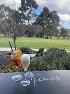 Sfera's Park Suites & Convention Centre