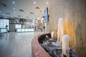 Sfera's Park Suites & Convention Centre