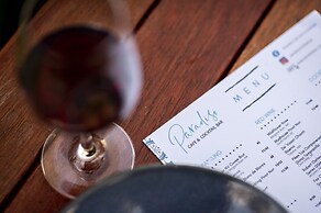 Sfera's Park Suites & Convention Centre