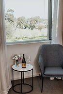 Sfera's Park Suites & Convention Centre