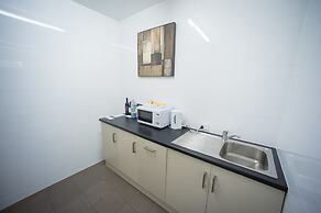 Sfera's Park Suites & Convention Centre