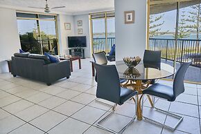 Bayview Beach Holiday Apartments