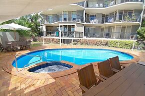 Bayview Beach Holiday Apartments