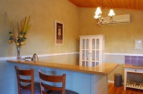 Barrington Hideaway- River Cottages