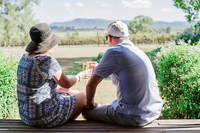 Tranquil Vale Vineyard & Cottages