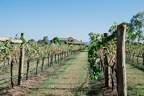 Tranquil Vale Vineyard & Cottages