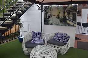 Civic Guest House - Hostel