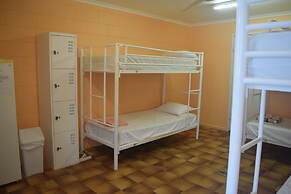 Civic Guest House - Hostel