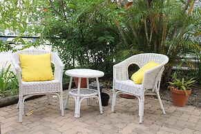 Civic Guest House - Hostel