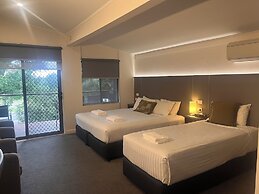 Fern Bay Motel