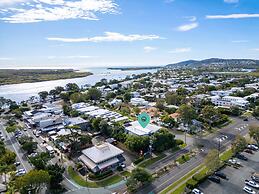 Noosa River Sandy Shores