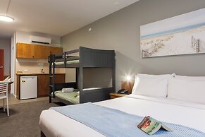 Kings Park Motel
