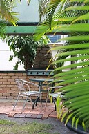 Golden Fountain Motel