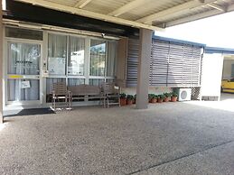 Golden Fountain Motel