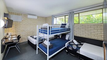 Tropical Gate Motor Inn