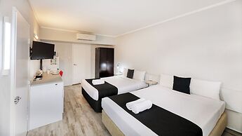 Tropical Gate Motor Inn