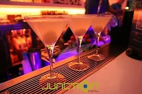 Junction Hotel