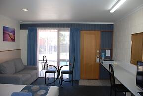 Cunningham Shore Motel