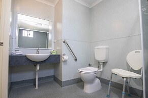 Karrinyup Waters Resort