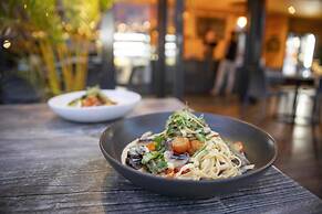 Karrinyup Waters Resort