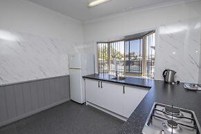 Karrinyup Waters Resort