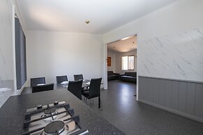 Karrinyup Waters Resort