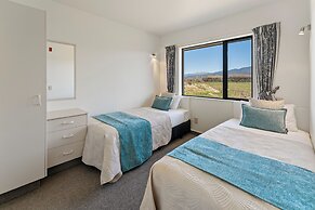 Avalon Manor Motel