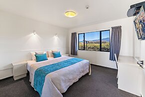 Avalon Manor Motel