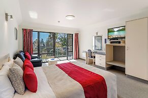 Avalon Manor Motel