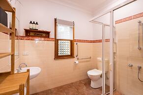 Bay and Bush, Jervis Bay