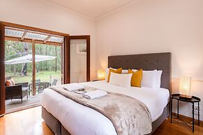 Bay and Bush, Jervis Bay