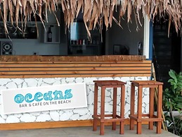 Vanuatu Beachfront Apartments