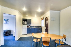 Claremonte Motor Lodge