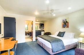 Claremonte Motor Lodge