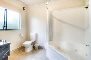 Claremonte Motor Lodge