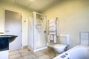 Claremonte Motor Lodge