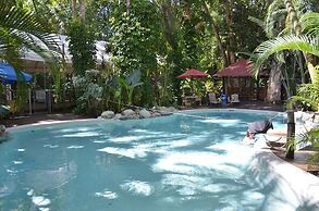 PKs Jungle Village - Hostel