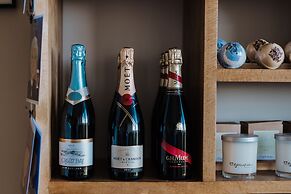 Misty View Cottages Montville