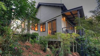 Misty View Cottages Montville